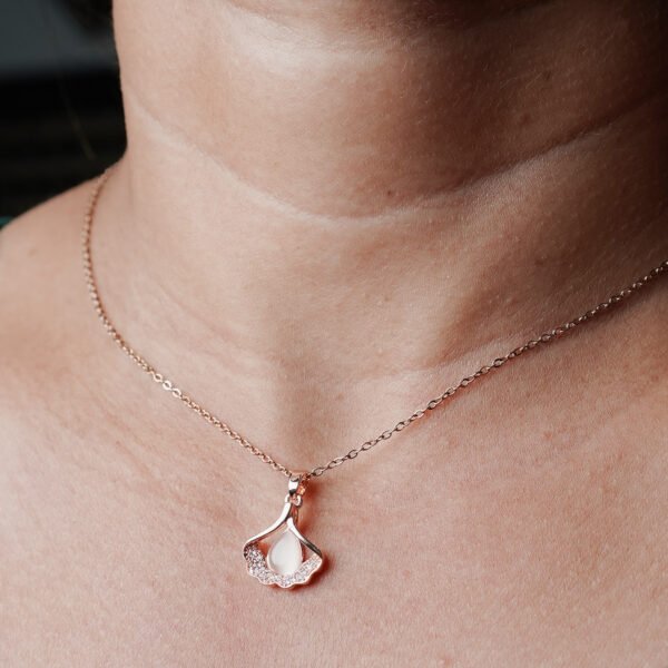 NECKLACE-9028_4-1.jpg